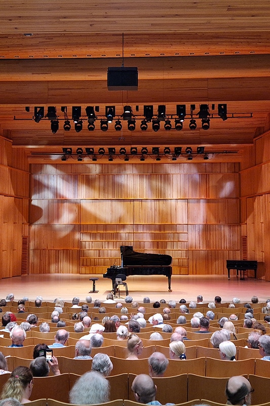 Kuhmon_talo Kuhmon talo