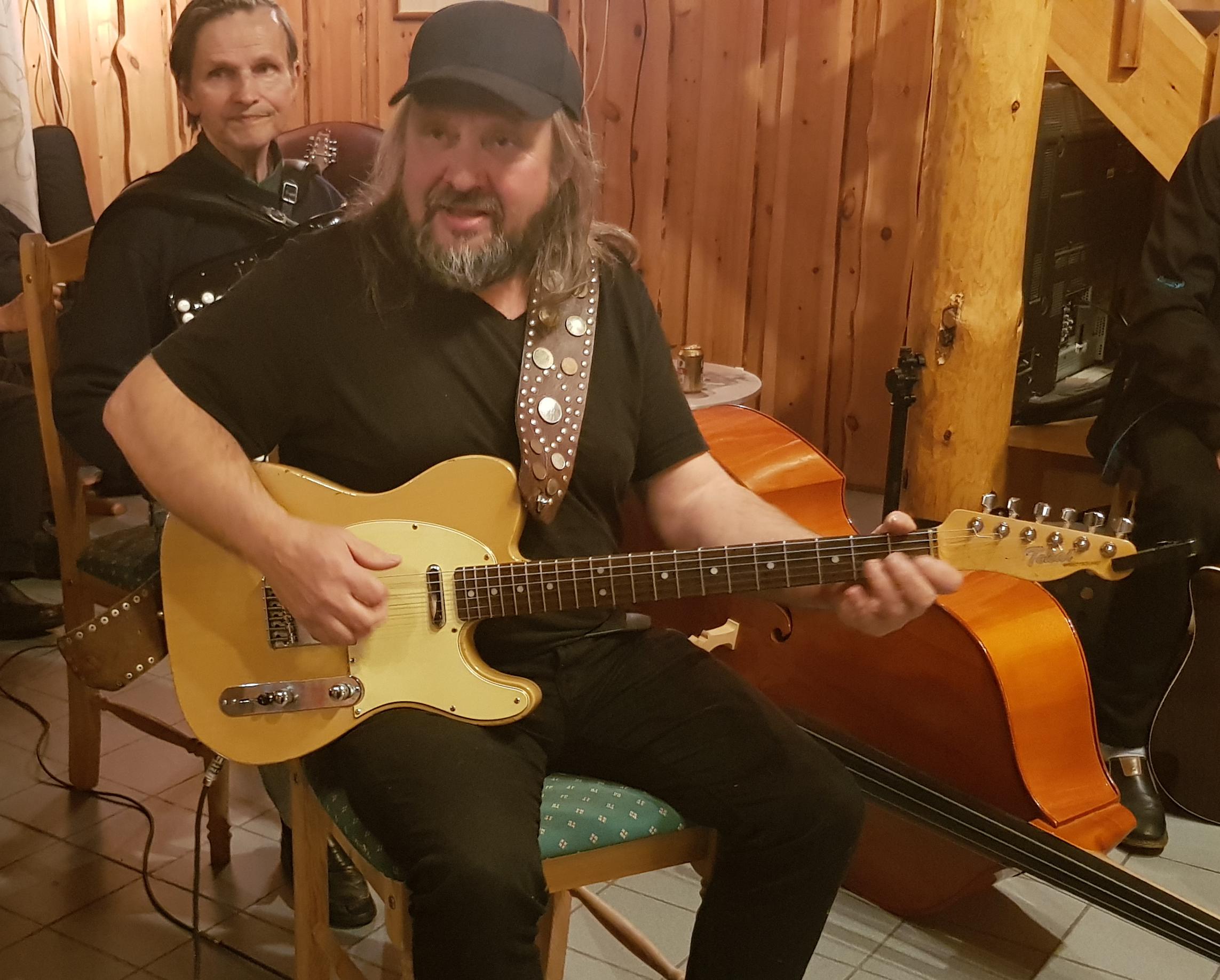 Singing-Heritage-Route_Norway-Singing-Heritage Norway guitar and song